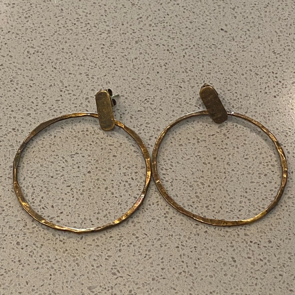 Hoop Earrings 7$